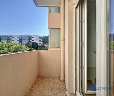 Apartment - Photo 4
