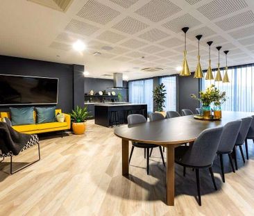 A 5th floor, 2 bed, apartment at the iconic Thames Quarter; a moder... - Photo 3