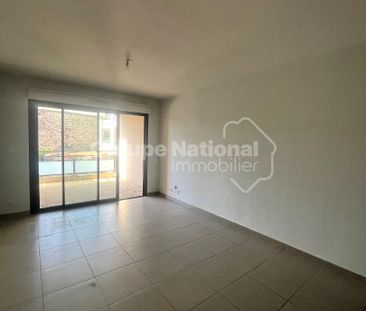 A LOUER - CHATEAURENARD - Appartement T2 avec parking et terrasse., - Photo 1