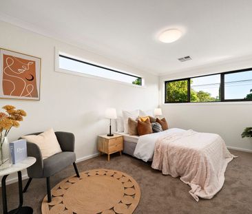 MODERN LOW-MAINTENANCE LIVING IN NAILSWORTH! - Photo 1