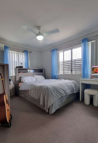 Carseldine - Photo 3