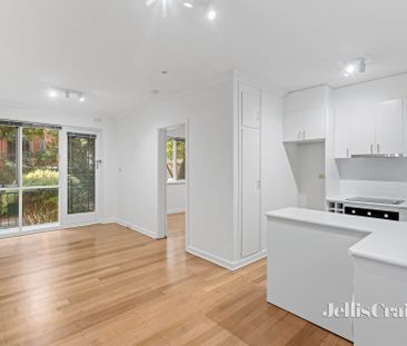 3/24-26 Brixton Rise, Glen Iris - Photo 3