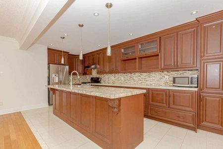 For Lease - 3300 Respond Road Unit# UPPER, Mississauga, Ontario - Photo 3