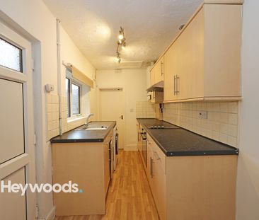 2 bed terraced house to rent in Anchor Road, Stoke-on-Trent, Staffo... - Photo 4