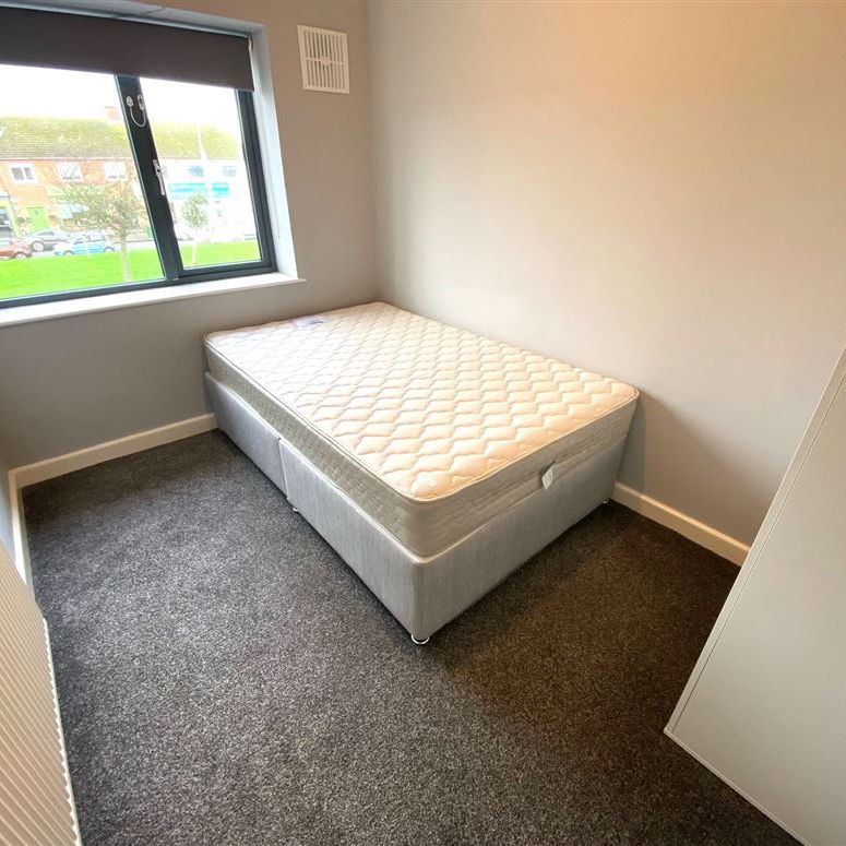 Walkinstown Green, Walkinstown, Dublin 12 - Photo 1