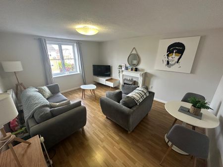 2 bedroom flat to rent - Photo 4