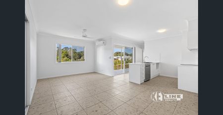 Brand New 3-Bedroom Duplex in Quiet Cul-de-Sac - Photo 3