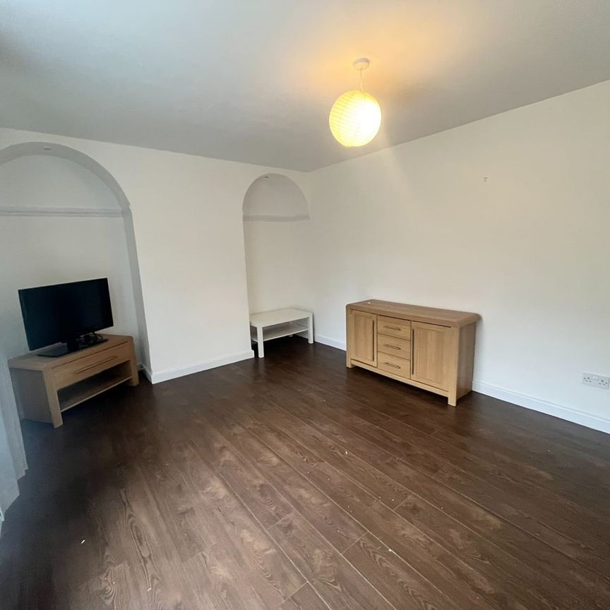 3 Bed Terraced House, The Boxhill, CV3 - Photo 1