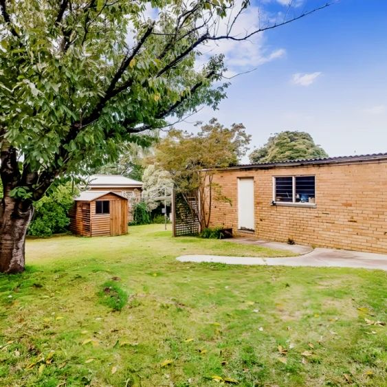 8 Watson Avenue, Mont Albert North, Melbourne - Photo 1