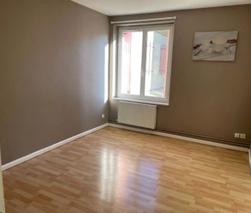 Location Appartement 4 pièces 72 m2 à Lavelanet - Photo 5