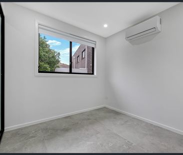 Brand New 2 Bedroom Granny Flat - Modern, Bright & Private! - Photo 3