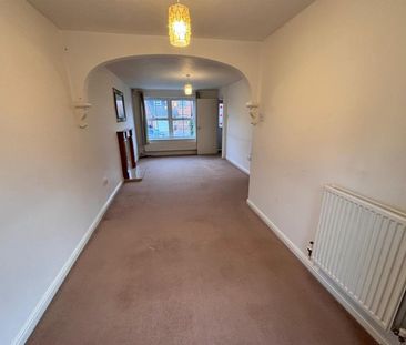 Wych Elm Road, Blackthorne Manor - Photo 4