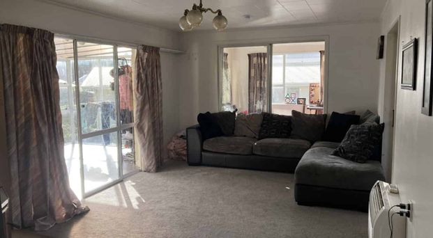 3 Bedroom Home - Photo 1