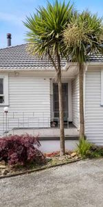 Traditional 3 Bedroom Family Home - Photo 4