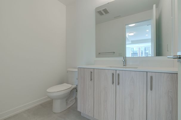 For Lease - 6 Red Squirrel Lane Unit# C-308, Richmond Hill, Ontario - Photo 1