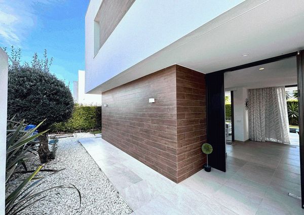 Luxury Villa for rent in Estepona, Spain