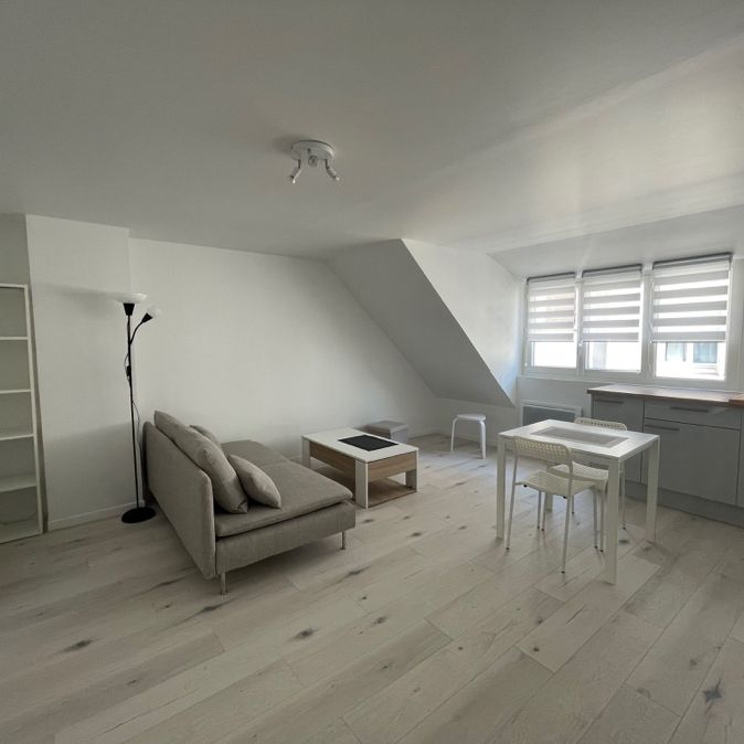 Location Appartement 2 pièces 33m² - Photo 1