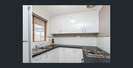 Available early March - Photo 4