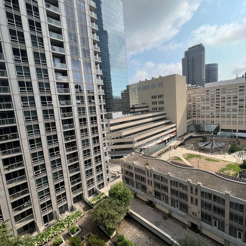 For Lease - 761 Bay Street Unit# 1113, Toronto, Ontario - Photo 1