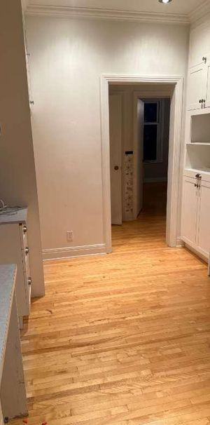 5 ET DEMI LIBRE IMMÉDIATEMMENT - Photo 1