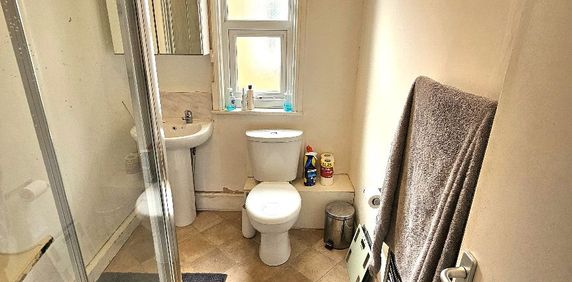 Sumner Road, Salford, M6 - Photo 2