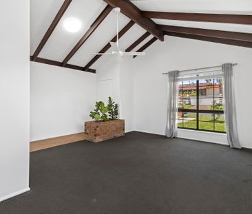 22 Dunleath Street, Durack QLD 4077 - House For Rent - $600 | Domain - Photo 3