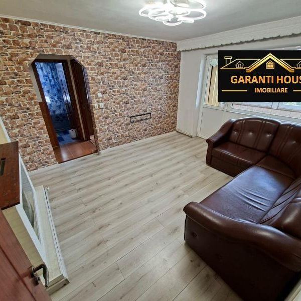 Zona Semiluna, apartament cu 3 camere, etaj 4, mobilat - Photo 1