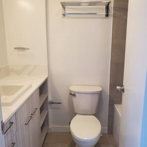 The White House - Photo 2