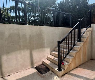 For Lease - 16 Ridge Drive Unit# Basement, Oakville, Ontario - Photo 3