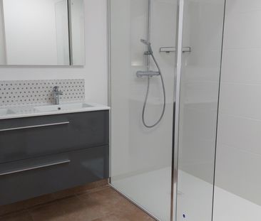 Location Maison 3 pièces 80m² FRONTENAY ROHAN ROHAN 79270 - Photo 2