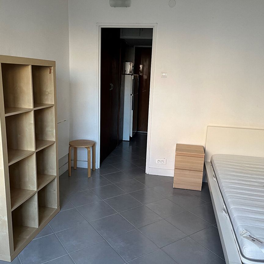 Location Appartement 1 pièce 19m² - Photo 1