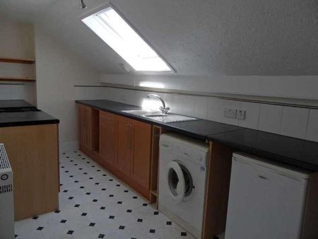 Festing Grove, Southsea, PO4 - Photo 4