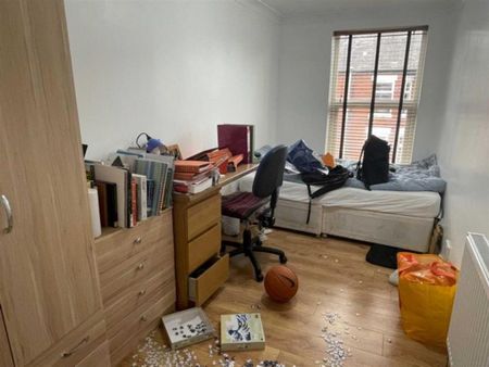 5 bedroom private hall to rent - Photo 5