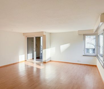 Ihr neues Zuhause! Hübsche 2.5 Zimmer Wohnung nähe Kantonsspital. - Photo 6