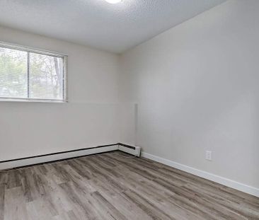 Premier Suite - 2 Bedroom - Photo 6