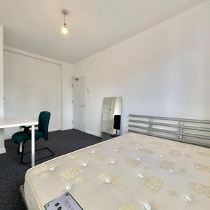5 bedroom house share to rent - Photo 3