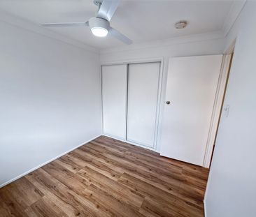 Freshly Updated & Move-In Ready - Photo 3