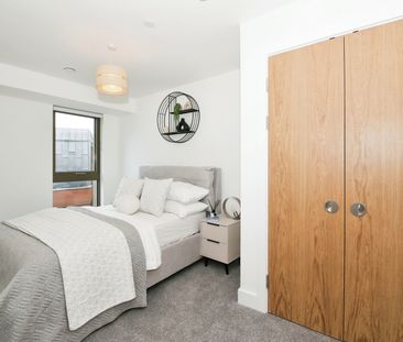 Northminster, Peterborough - Photo 3