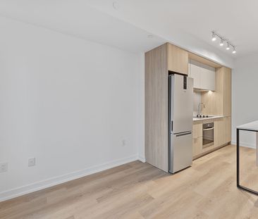 For Lease - 395 Square One Drive Unit# 701, Mississauga, Ontario - Photo 3