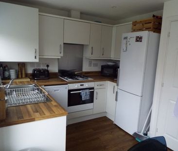 Upton Drive, Burton-on-Trent, DE14 - Photo 4