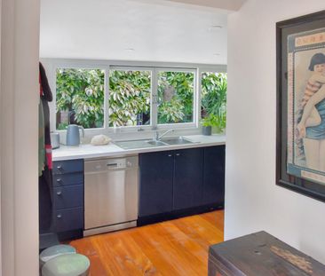 PONSONBY TRANS VILLA - Photo 1