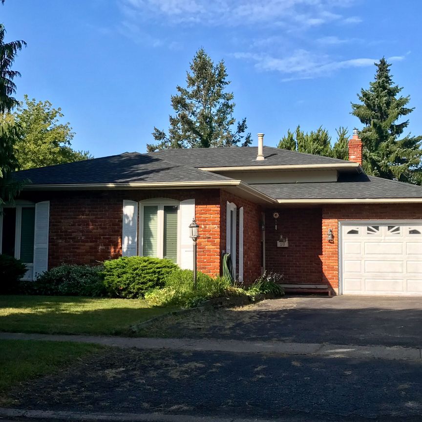 For Lease - 19 Cambria Drive, St. Catharines, Ontario - Photo 1