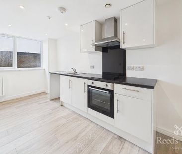1 bedroom apartment to rent - Photo 2