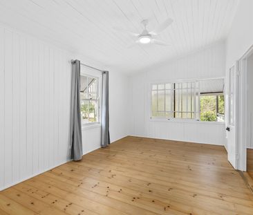 Charm and Character - Photo 4