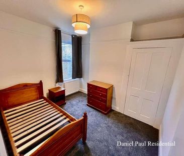 Half Acre Road, W7 - Photo 3