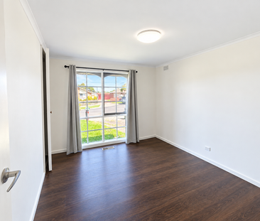 Modern Family Home in the Heart of Epping - Unbeatable Location Near Station - **APPLY FOR THIS PROPERTY NOW** - Photo 5