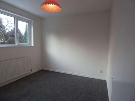 Alvington Grove, Stockport, SK7 - Photo 3