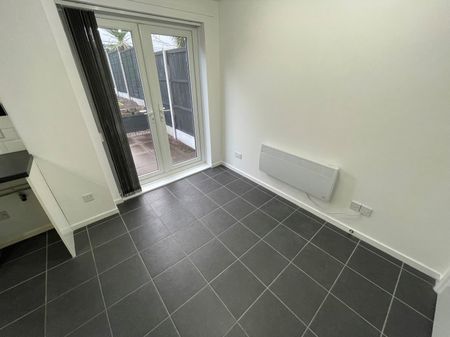 Swinburne Way, NG5, Nottingham - Photo 5