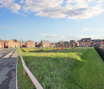 2 bedroom semi-detached house to rent - Photo 4