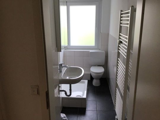 2 Zimmer Wohnung im 1 Obergeschoß - Photo 1